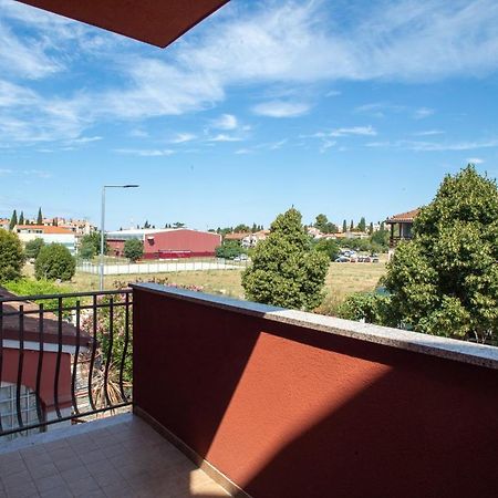 Apartment Midea Rovigno Esterno foto