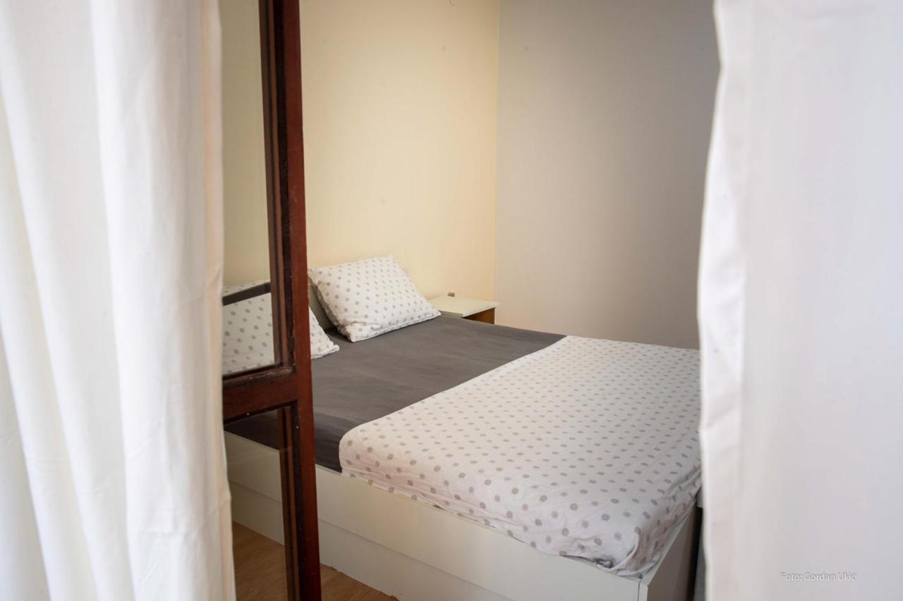 Apartment Midea Rovigno Esterno foto