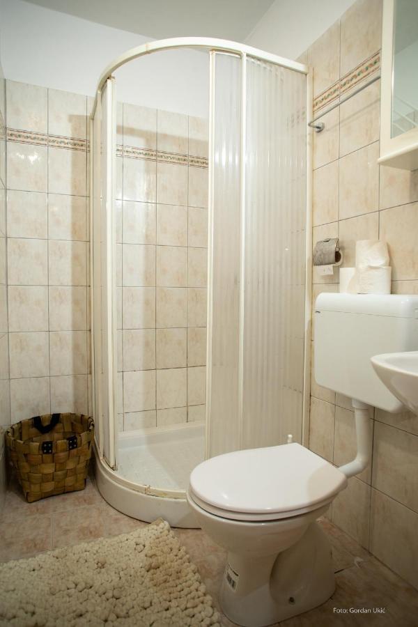 Apartment Midea Rovigno Esterno foto