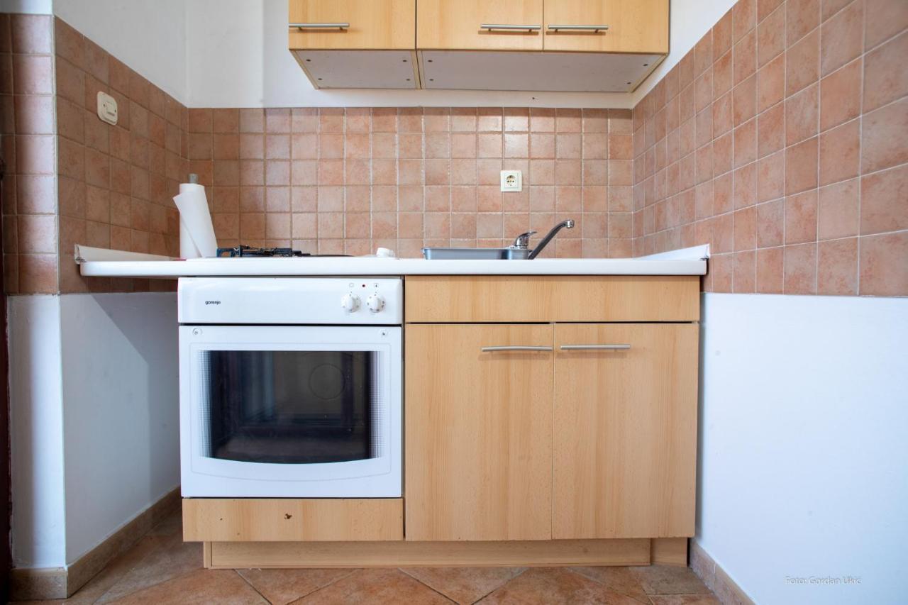 Apartment Midea Rovigno Esterno foto